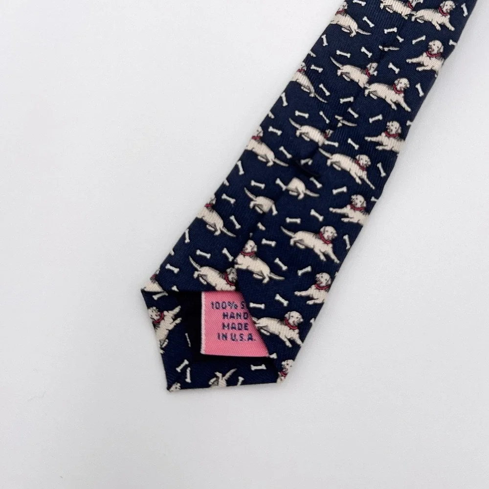 VINEYARD VINES 100% Silk Navy Dog Bone Print Martha's Vineyard 3.75